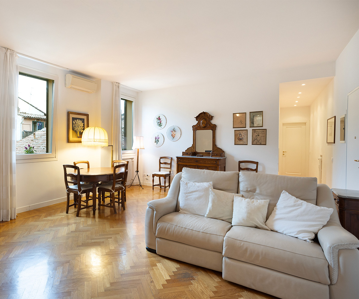 Sala via Borgonuovo